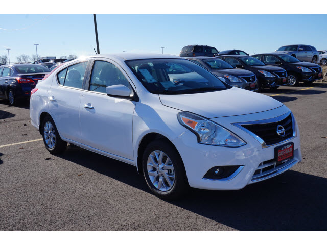 New 2018 Nissan Versa SV CVT SV 4dr Sedan In Naperville #56753 | Gerald ...